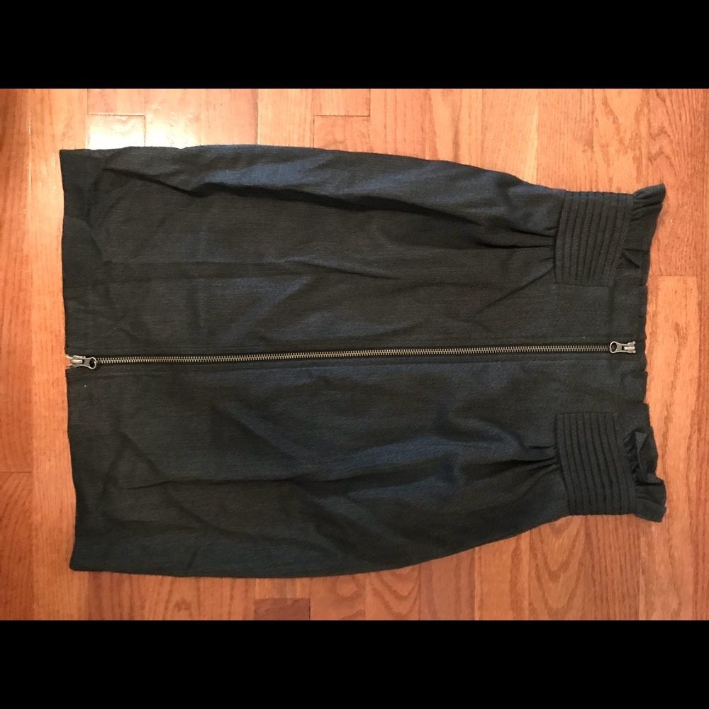 Zip Pencil Skirt